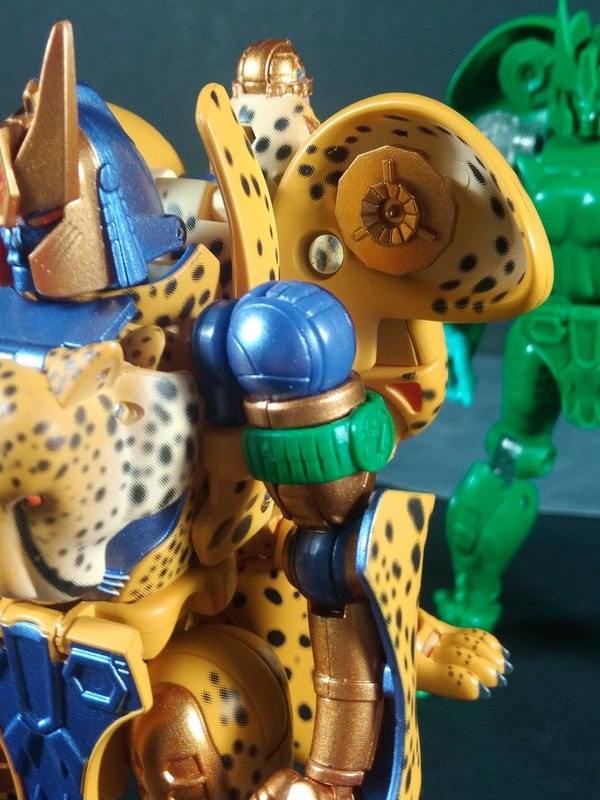 Masterpiece MP 34 Cheetor Testshot Photos Reveal Unused Accessories  (5 of 6)